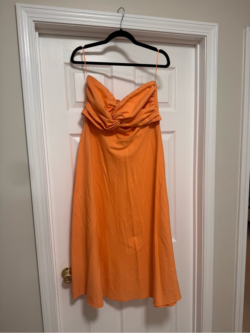 Orange linen dress!